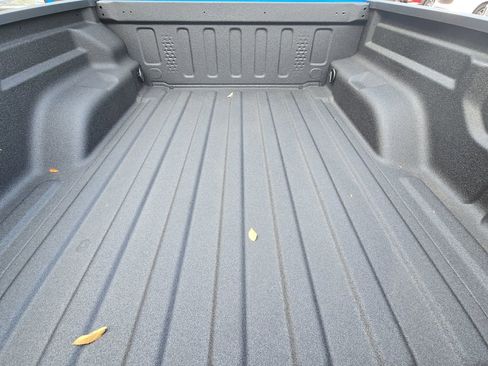 New 2025 Jeep Gladiator Sport image 13