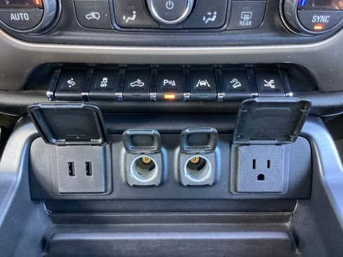 Used 2018 GMC Sierra 1500 Denali w/ Denali Ultimate Package image 25