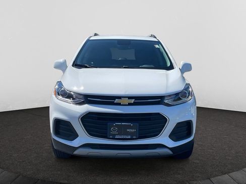 Used 2020 Chevrolet Trax LT w/ LT Convenience Package AWD/4WD image 7