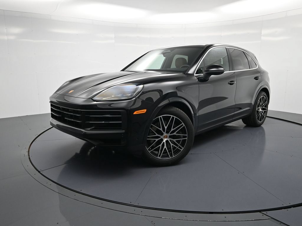 Used 2026 Porsche Cayenne AWD/4WD image 28