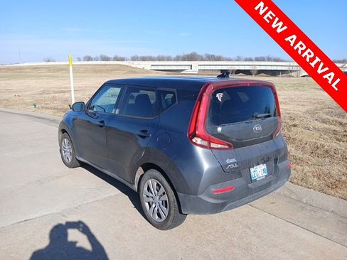 Used 2020 Kia Soul LX image 5