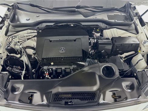 Used 2025 Acura MDX FWD w/ Technology Package image 32