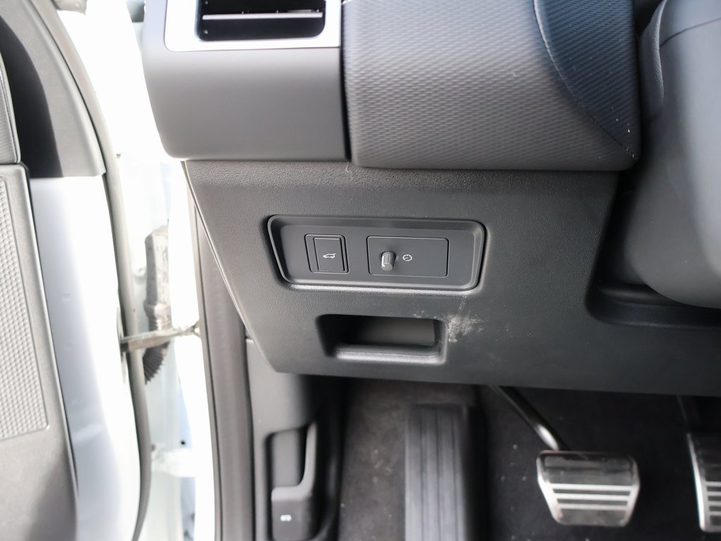 New 2026 Land Rover Discovery Dynamic SE AWD/4WD image 36