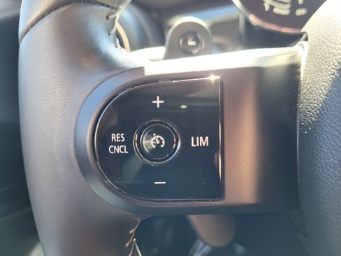 Used 2022 MINI Cooper S image 29