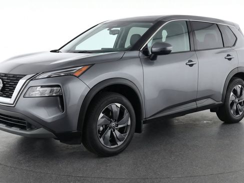 Used 2025 Nissan Rogue SV FWD image 3