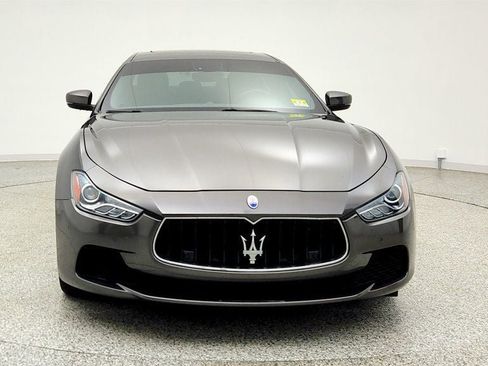 Used 2017 Maserati Ghibli RWD image 2