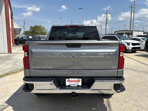 Used 2022 Chevrolet Silverado 1500 LT w/ Safety Package image 6