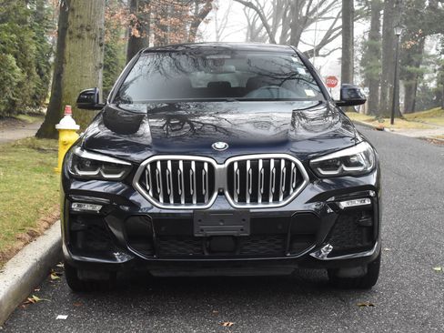 Used 2021 BMW X6 xDrive40i w/ M Sport Package AWD/4WD image 13