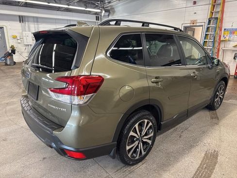 Used 2023 Subaru Forester Limited image 6