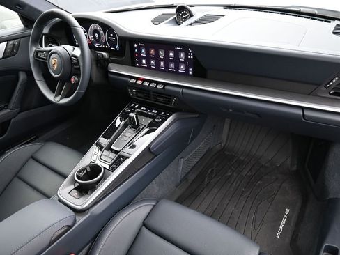 Certified 2025 Porsche 911 Carrera RWD image 30