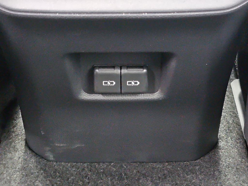 Used 2025 Toyota RAV4 XLE w/ Convenience Package AWD/4WD image 14