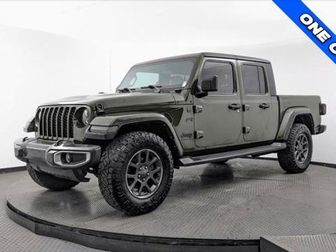 Used 2023 Jeep Gladiator Sport AWD/4WD image 2