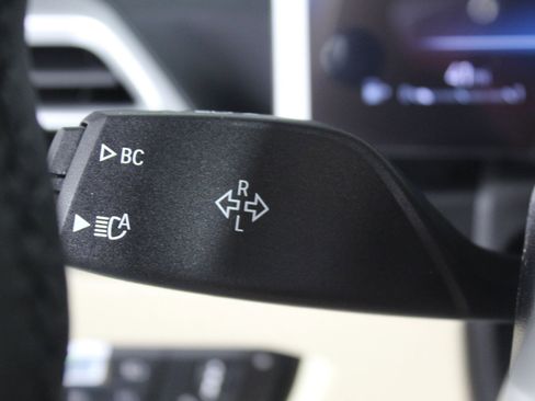 Used 2026 BMW 430i Coupe w/ M Sport Package image 30