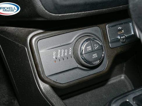Used 2023 Jeep Renegade Trailhawk AWD/4WD image 30