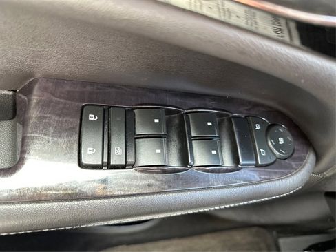 Used 2017 Buick Enclave Leather AWD/4WD image 39