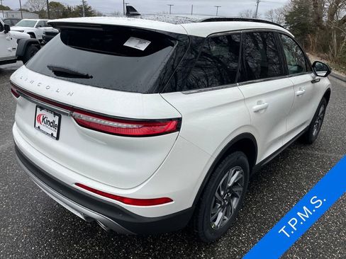 New 2026 Lincoln Corsair Premiere image 23