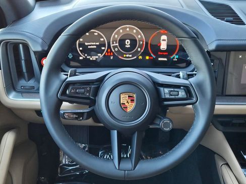 New 2026 Porsche Cayenne image 15