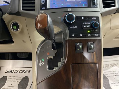Used 2013 Toyota Venza LE image 14