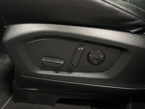 Used 2021 Ford Explorer ST w/ Equipment Group 401A AWD/4WD image 18