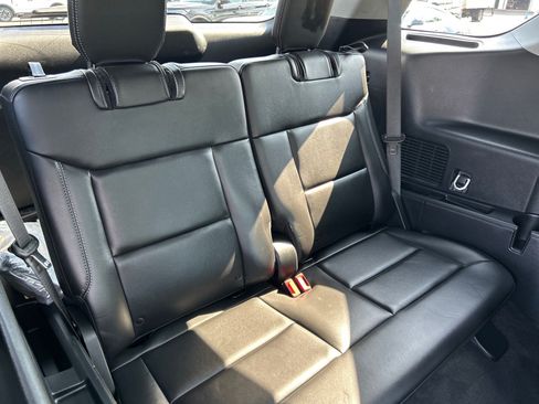 Certified 2024 Ford Explorer XLT w/ Equipment Group 202A AWD/4WD image 23