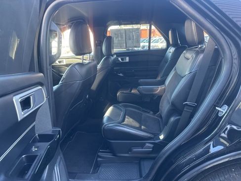 Used 2023 Ford Explorer ST image 27