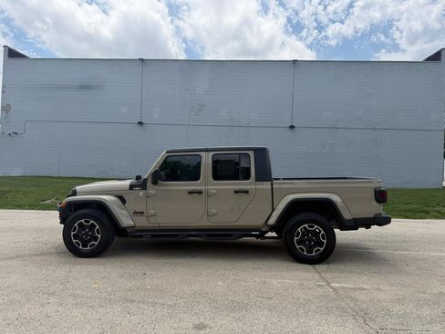 Used 2020 Jeep Gladiator Sport w/ Quick Order Package 24S AWD/4WD image 4