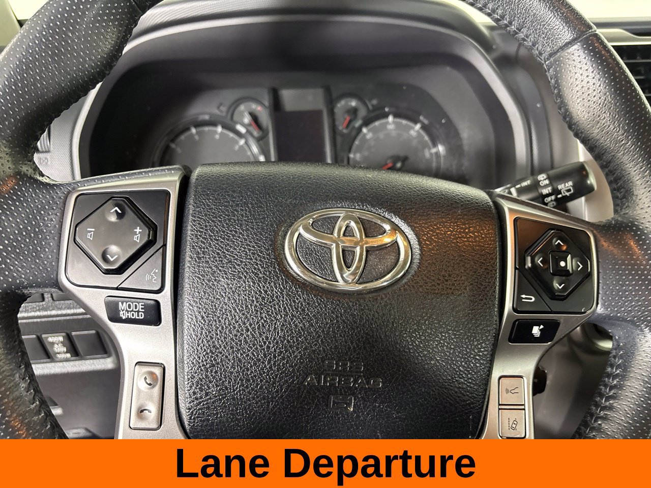 Used 2021 Toyota 4Runner SR5 AWD/4WD image 13
