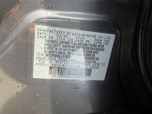 Used 2020 Nissan Kicks S FWD image 8
