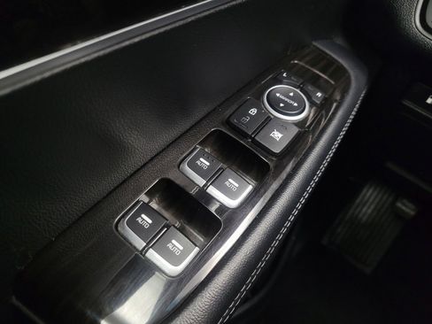 Used 2020 Kia Sorento LX FWD image 27