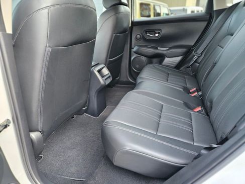 Used 2024 Honda HR-V EX-L image 14