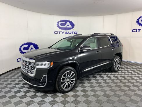 Used 2021 GMC Acadia Denali w/ Denali Technology Package FWD image 7