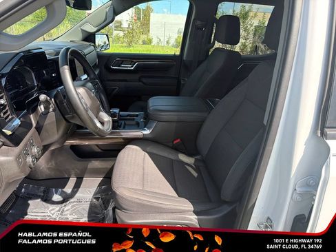 Used 2023 Chevrolet Silverado 1500 RST AWD/4WD image 14