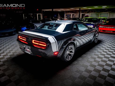 Used 2023 Dodge Challenger SRT Hellcat Redeye image 4