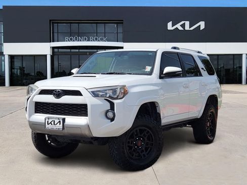 Used 2018 Toyota 4Runner TRD Off-Road Premium AWD/4WD image 1