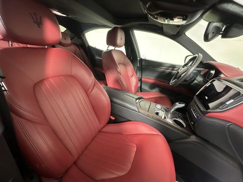 Used 2021 Maserati Ghibli S GranLusso image 27