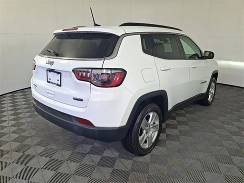 Used 2022 Jeep Compass Latitude w/ Convenience Group image 10