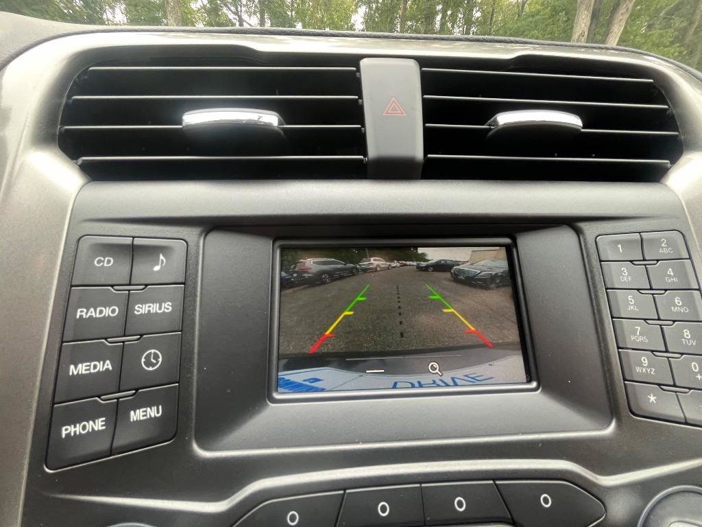 Used 2018 Ford Fusion SE FWD image 26