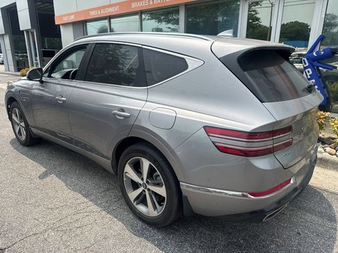 Used 2022 Genesis GV80 2.5T w/ Prestige Package 05 RWD image 4