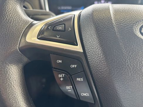 Used 2016 Ford Fusion SE image 13