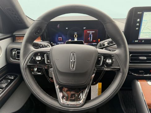New 2026 Lincoln Aviator Black Label w/ Dynamic Handling Package AWD/4WD image 19