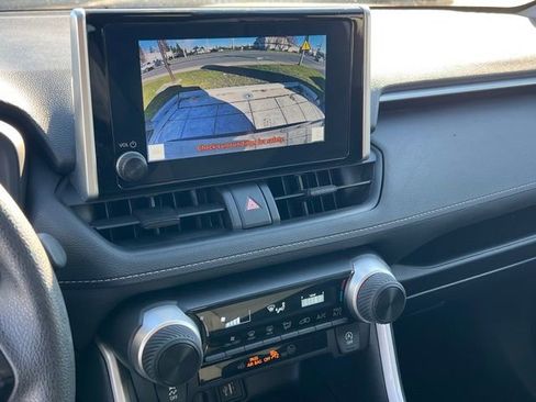 Used 2025 Toyota RAV4 LE image 18