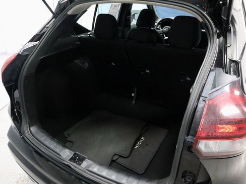 Certified 2023 Nissan Kicks SR image 15