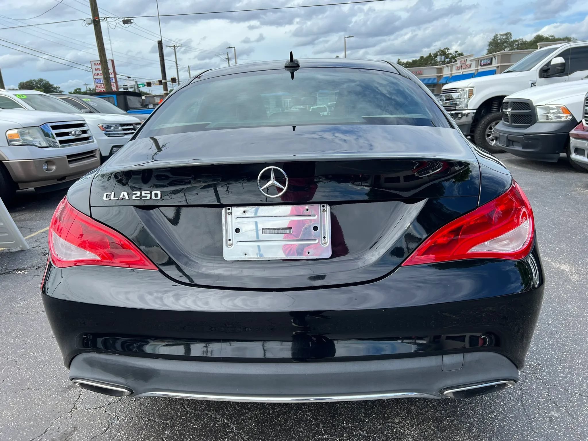 Used 2017 Mercedes-Benz CLA 250 image 6