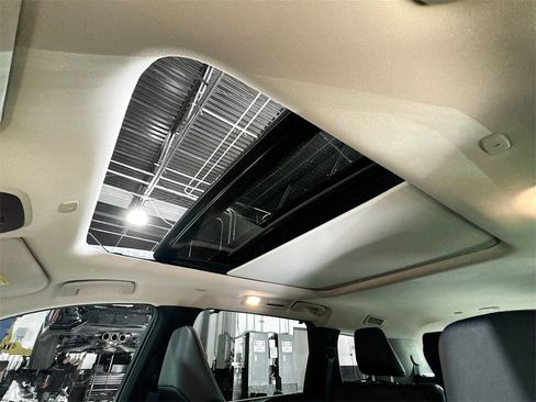 Used 2026 INFINITI QX60 Luxe w/ Cargo Package image 24