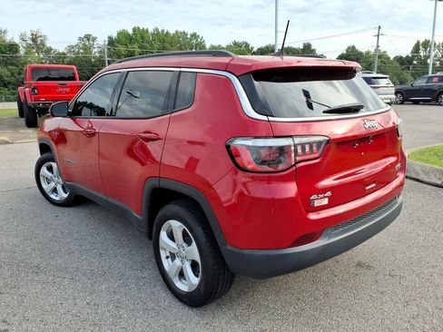 Used 2018 Jeep Compass Latitude w/ Popular Equipment Group AWD/4WD image 17