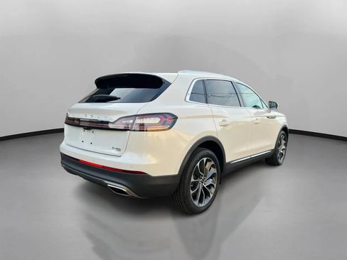 Used 2022 Lincoln Nautilus Reserve w/ Cargo Utility Package AWD/4WD image 9