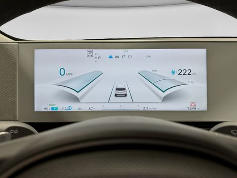 Used 2024 Hyundai Ioniq 5 SE image 9