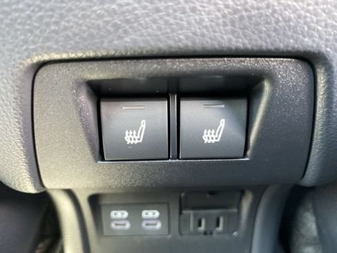 Used 2025 Toyota Prius Plug-In Hybrid FWD image 68