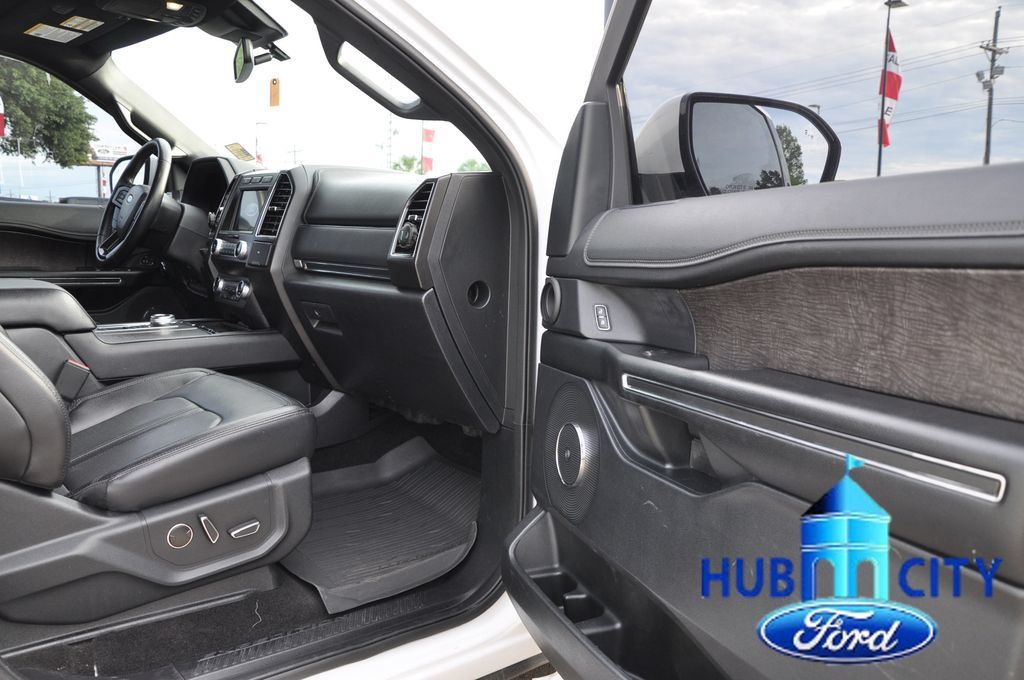 Used 2021 Ford Expedition Limited RWD image 17
