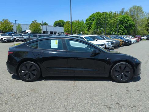 Used 2024 Tesla Model 3 Standard Range RWD image 7